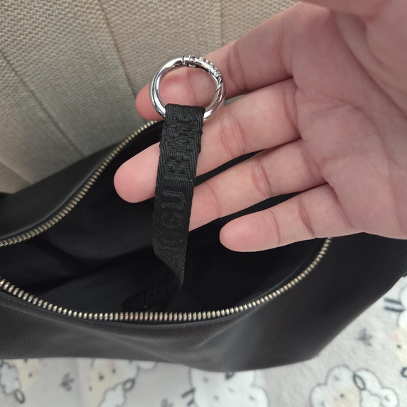 Baggu Recycled Leather Shoulder Bag - Picture 5 of 7